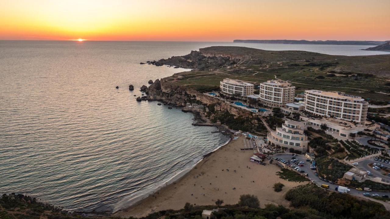 Harbour Lights Seafront 2 Bedroom Apartments With Panoramic Sea Views - By Getawaysmalta St. Paul's Bay Exterior foto