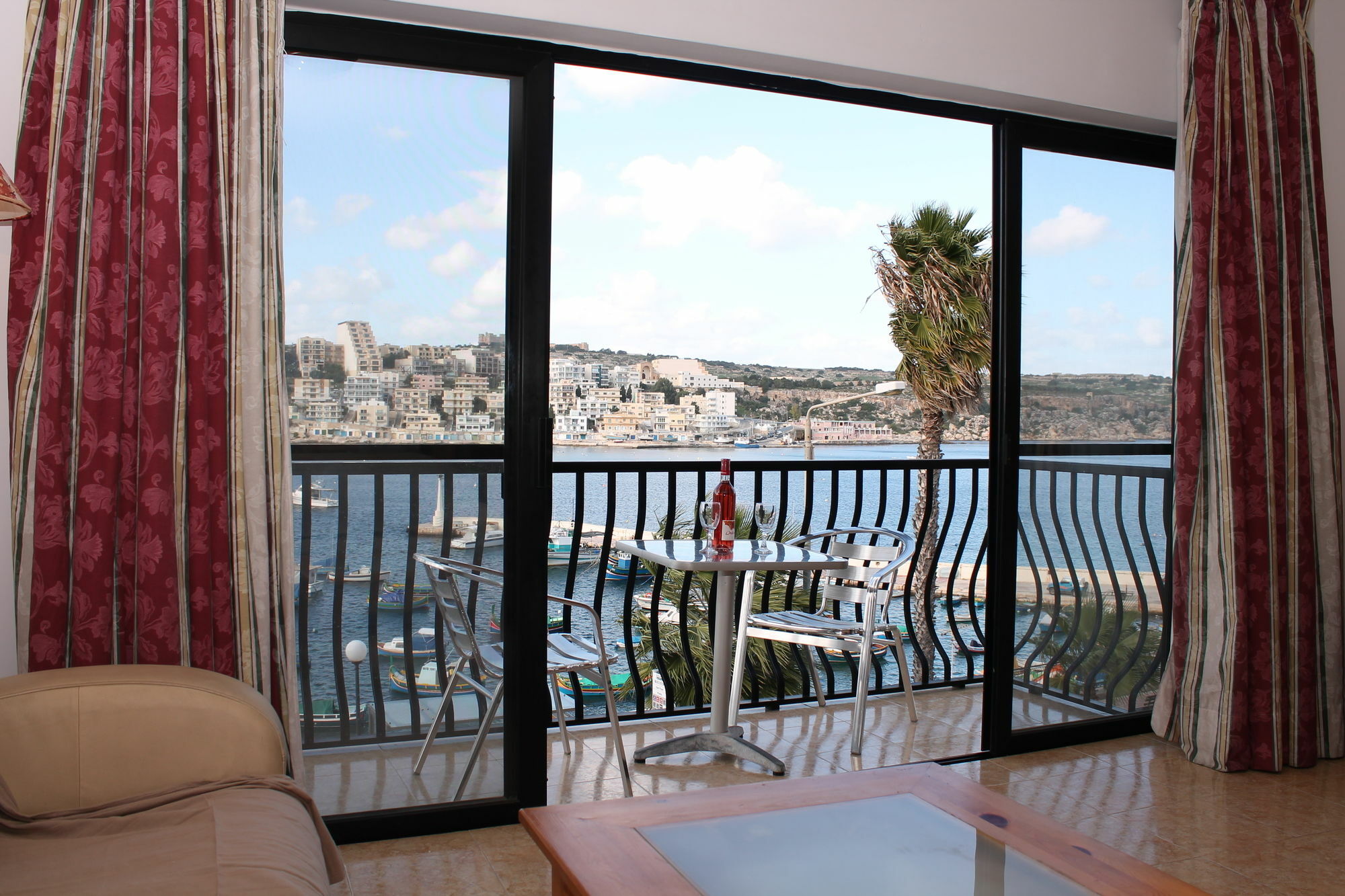 Harbour Lights Seafront 2 Bedroom Apartments With Panoramic Sea Views - By Getawaysmalta St. Paul's Bay Exterior foto